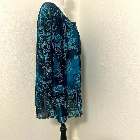 Just My Size (JMS) Women’s 2X (18W/20W) Envy Green Scroll Blouse - Picture 4 of 8